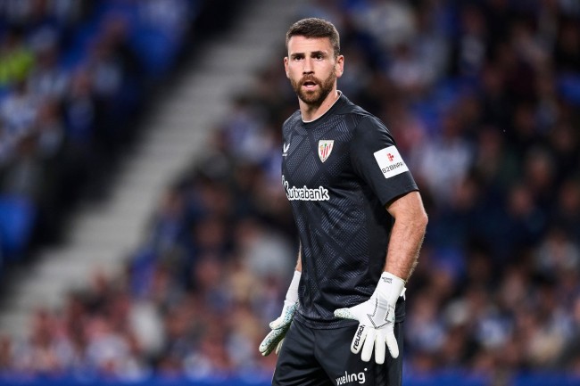 Luis Enrique has nothing but praise for Unai Simón and remembers the criticism he got when he bet on the current Spanish goalkeeper