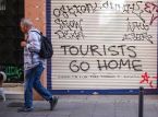 Spain orders removal of over 65,000 Airbnb listings
