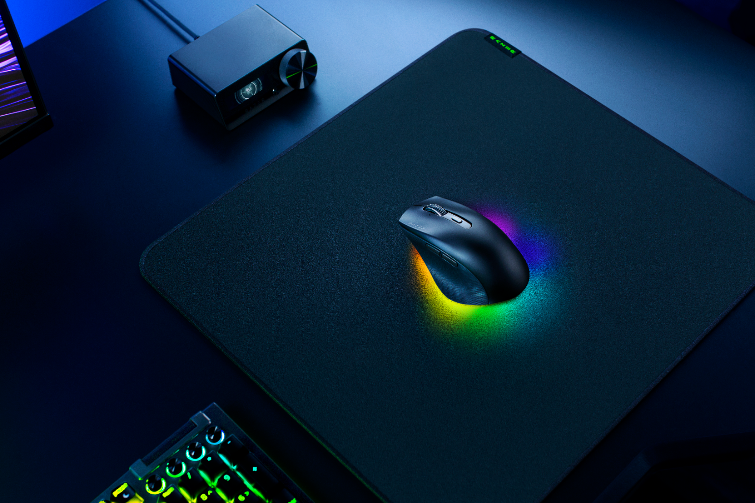 Razer's latest mouse is meant to be used vertically - - Gamereactor
