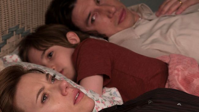 Adam Driver and Scarlett Johansson are being used to drive away wolves