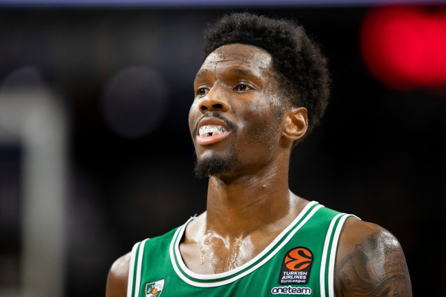 Panathinaikos signs American star Nigel Hayes-Davis, third highest paid player in EuroLeague