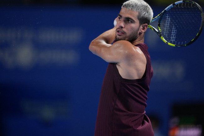 Carlos Alcaraz wins another title, remains unbeaten in 2026, and is "hungry for more"