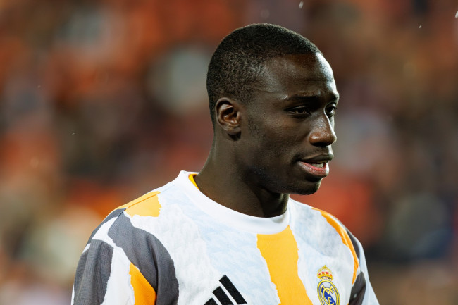 Conflicting reports from Ferland Mendy's injury: From five months to early retirement