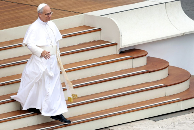 Pope Leo warns of "majoritarian tyranny" in democracies after clash with Trump