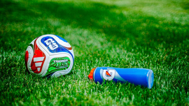 Fans are starting to boo the controversial hydration breaks at the World Cup