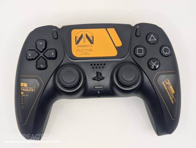 その他 PlayStation - Dual Sense DEATH STRANDING2 Buy DualSense® Wireless Controller - DEATH STRANDING™ 2: ON