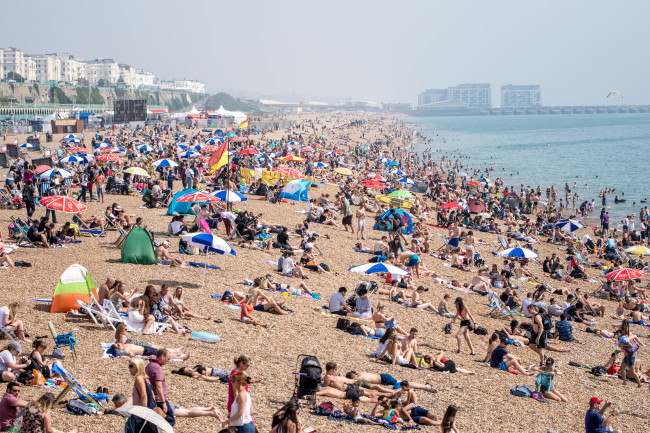 UK advised to set maximum working temperature rules