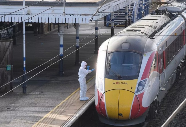 UK train stabbing attack carried out by lone attacker, not terrorism, police say