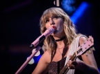 Taylor Swift enters the songwriters Hall of Fame