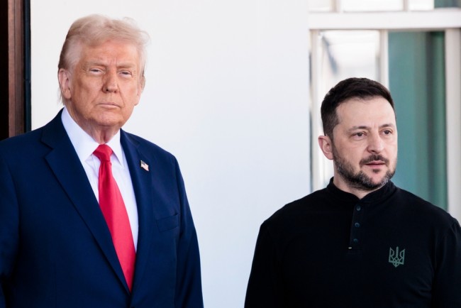 Trump says Ukraine peace deal is "reasonably close," plans meeting with Zelensky