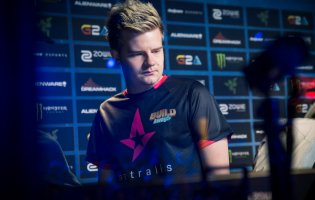 Astralis beat SK, move to playoffs