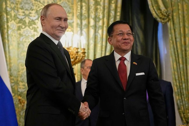 Russia and Myanmar sign nuclear deal amid growing ties