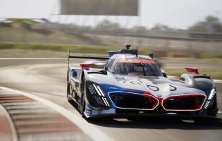 Only six teams remain in the Esports World Cup's Rennsport tournament