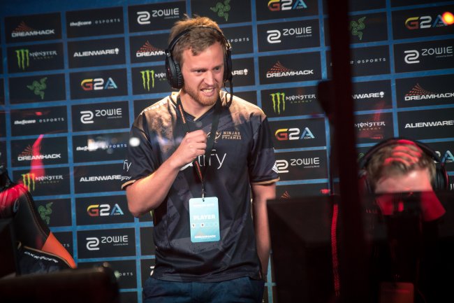 Counter-Strike: Global Offensive