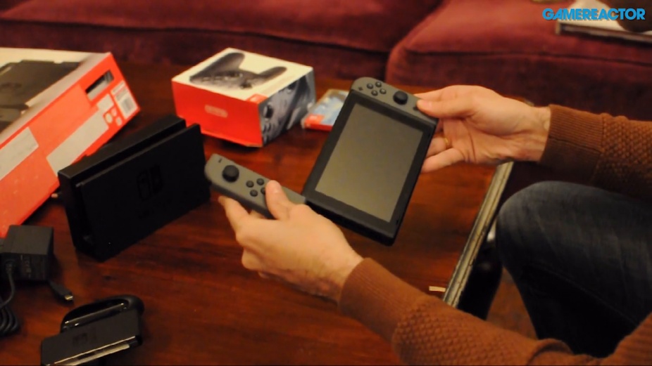 Nintendo Switch - Gamereactor Unboxing